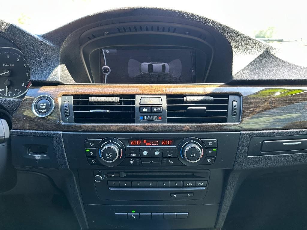Used 2013 BMW 335i Convertible RWD image 7