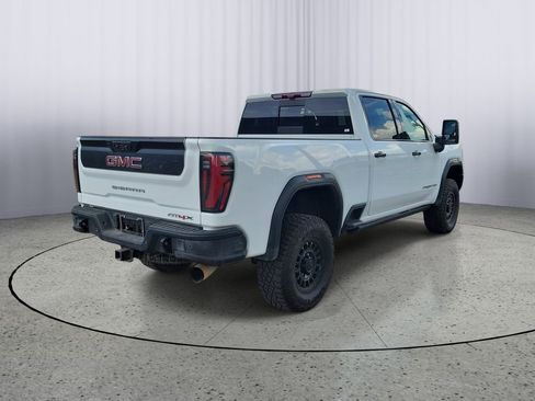 Used 2024 GMC Sierra 2500 AT4X w/ AT4X AEV Edition AWD/4WD image 4