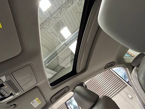 Used 2014 Acura RLX w/ Technology Package FWD image 55