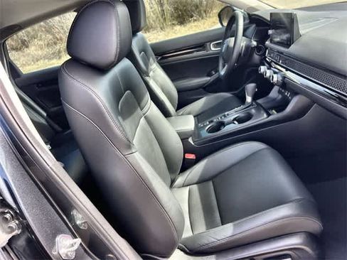 Used 2024 Honda Civic Touring image 12