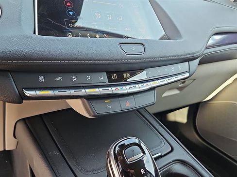 Used 2023 Cadillac XT4 Luxury image 19