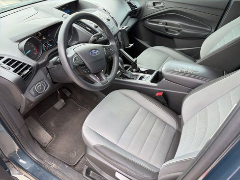Used 2019 Ford Escape S FWD image 4