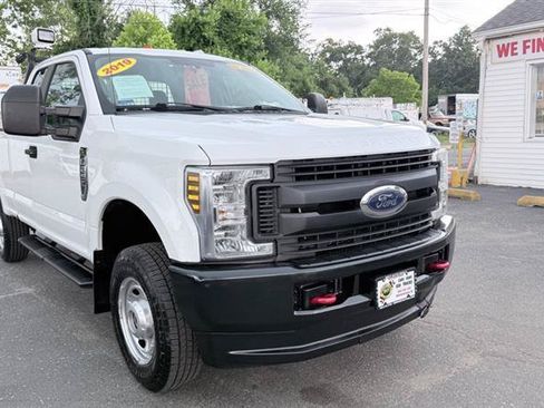 Used 2019 Ford F250 XL AWD/4WD image 5