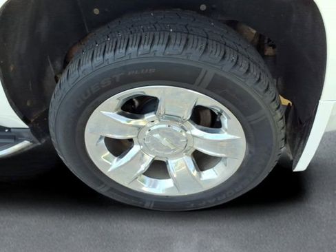 Used 2018 Chevrolet Tahoe Premier AWD/4WD image 7