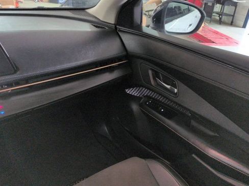Used 2024 Nissan Ariya FWD image 16