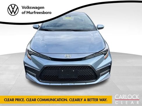 Used 2022 Toyota Corolla SE w/ SE Premium Package image 3