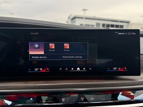 Certified 2023 BMW 760i xDrive w/ Executive Package image 36