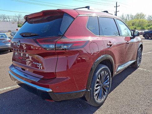 New 2025 Nissan Rogue Platinum image 4