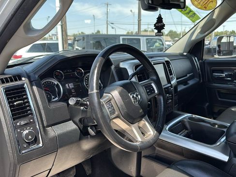 Used 2016 RAM 2500 Laramie w/ Convenience Group AWD/4WD image 9