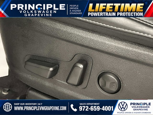 Used 2025 Kia Telluride S FWD image 13
