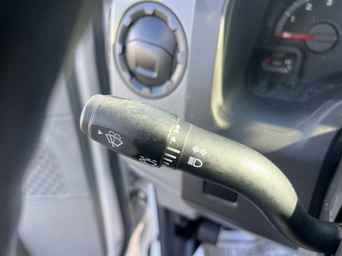 Used 2019 Ford E-450 and Econoline 450 Super Duty w/ Power Windows & Locks Group image 21