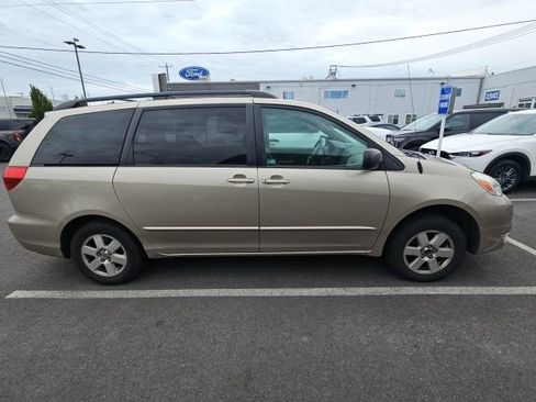 Used 2004 Toyota Sienna LE FWD image 4