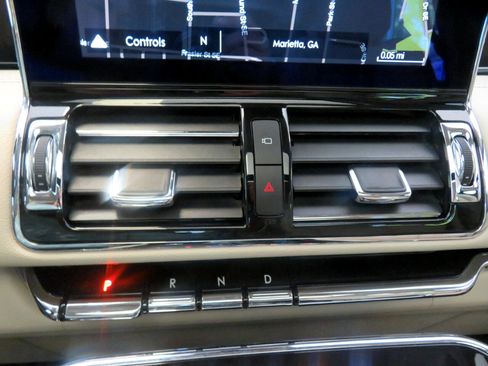 Used 2019 Lincoln Navigator Reserve w/ Cargo Package image 42