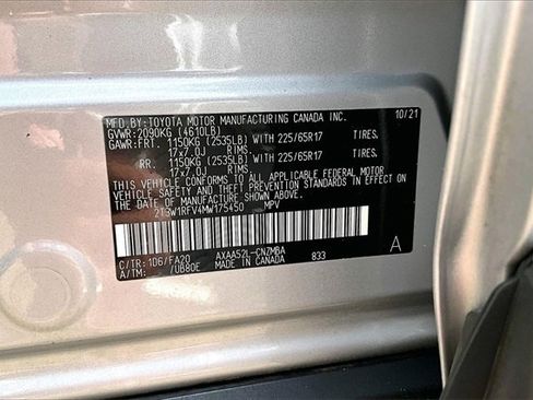 Used 2021 Toyota RAV4 XLE image 16