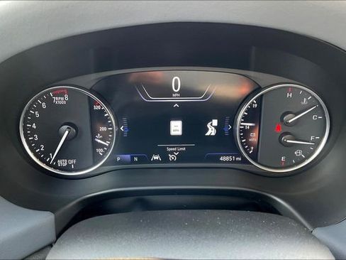 Used 2024 Buick Enclave Premium image 24