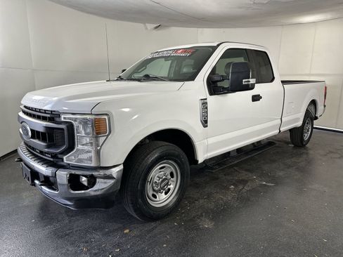 Used 2020 Ford F250 XL image 6