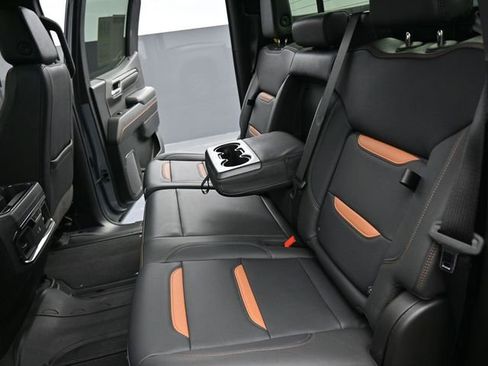 Certified 2024 GMC Sierra 1500 AT4 w/ Technology Package image 15