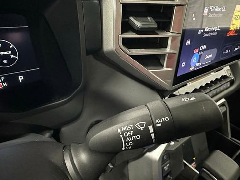 Used 2025 Toyota Tundra Platinum image 24