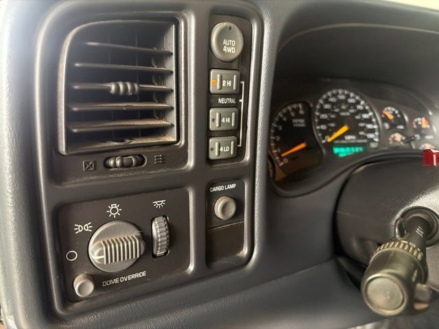 Used 2001 Chevrolet Silverado 1500 LS w/ Firm Ride Suspension Pkg AWD/4WD image 20