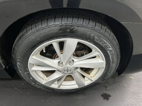 Used 2015 Nissan Altima 2.5 SV FWD image 8