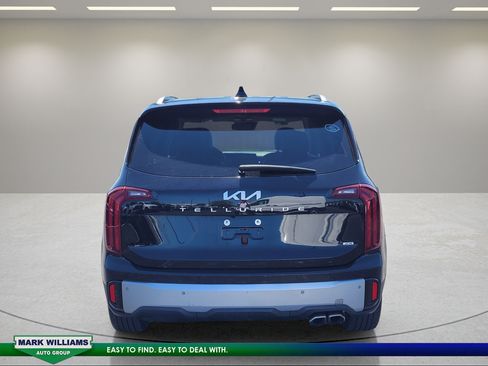 Used 2025 Kia Telluride S AWD/4WD image 5