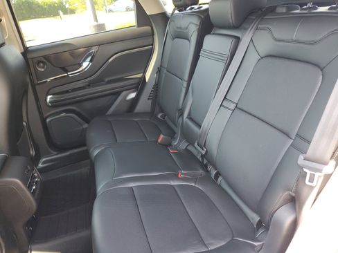 New 2025 Lincoln Corsair Reserve w/ Equipment Group 202A image 30