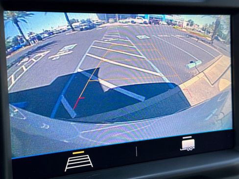 Used 2021 Chevrolet Silverado 1500 LT RWD image 20