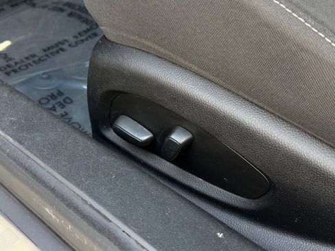 Used 2020 Chevrolet Camaro LT RWD image 13