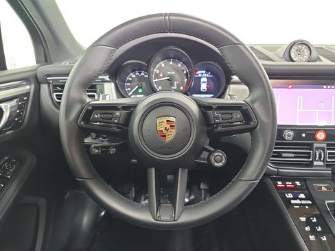 Certified 2026 Porsche Macan AWD/4WD image 14