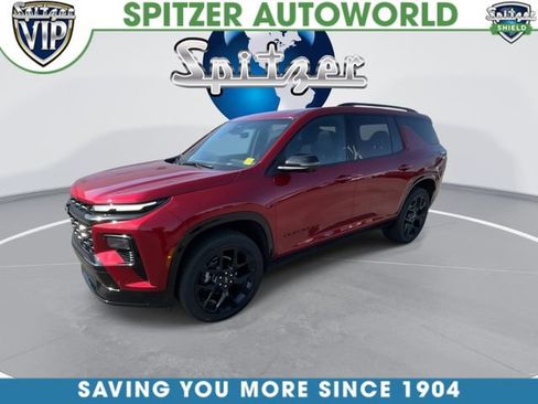 Certified 2024 Chevrolet Traverse RS w/ LPO, Floor Liner Package image 4