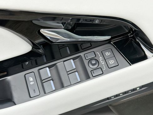 New 2026 Land Rover Range Rover Evoque S AWD/4WD image 22
