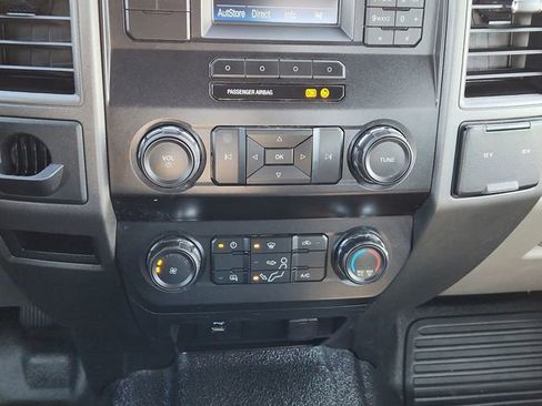 Used 2019 Ford F250 XL w/ Power Equipment Group image 40