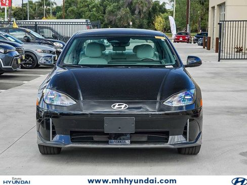 Used 2024 Hyundai Ioniq 6 SEL RWD image 2