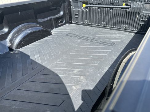 Used 2014 Ford F150 XLT w/ Equipment Group 302A Luxury AWD/4WD image 11