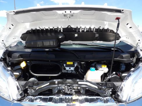 Used 2025 RAM ProMaster 2500 w/ U-Haul Equipment Group FWD image 37