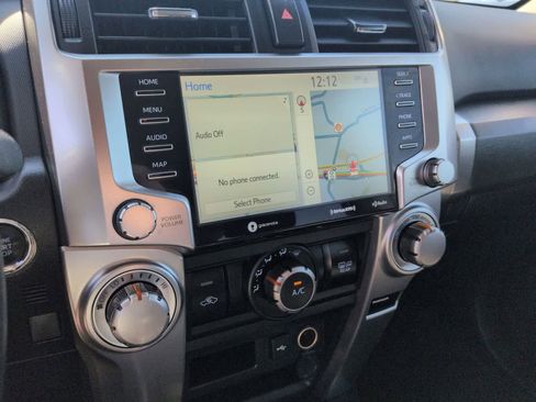 Used 2022 Toyota 4Runner SR5 Premium image 23