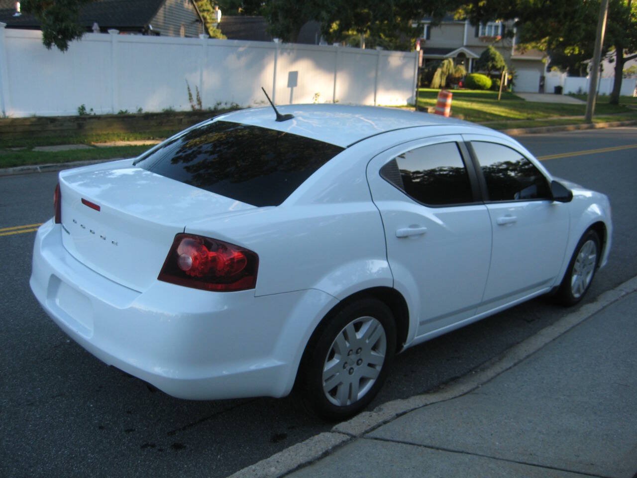 Used 2014 Dodge Avenger SE FWD image 5