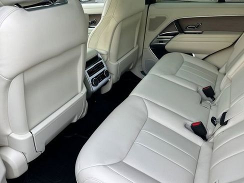 New 2026 Land Rover Range Rover SE image 11