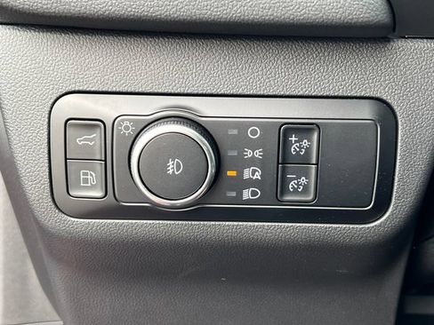 New 2024 Ford Escape SE FWD image 16