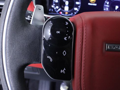 Used 2022 Land Rover Range Rover Sport HST image 24