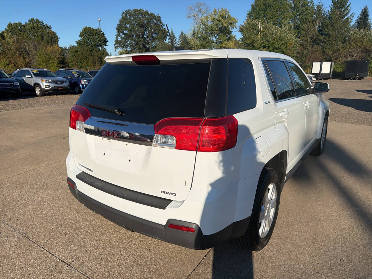 Used 2015 GMC Terrain SLE AWD/4WD image 4