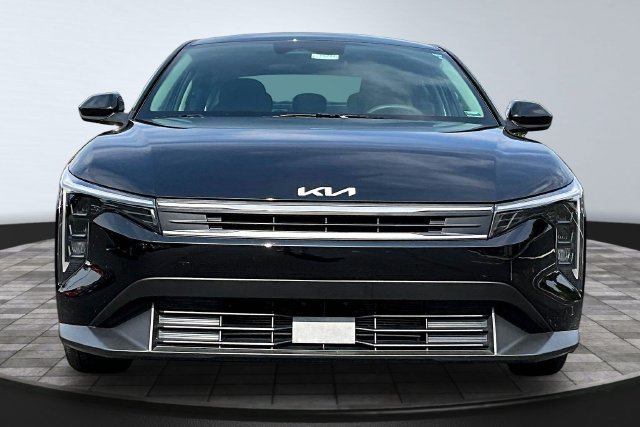 Used 2026 Kia K4 FWD image 2