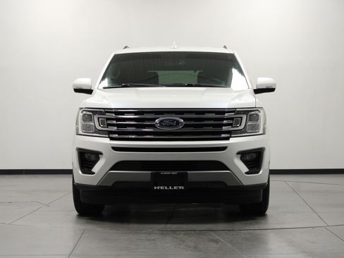 Used 2019 Ford Expedition XLT w/ Equipment Group 202A RWD image 9