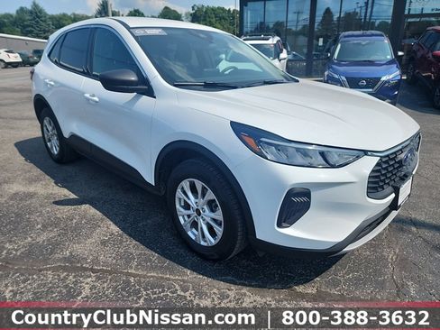 Used 2023 Ford Escape Active AWD/4WD image 10