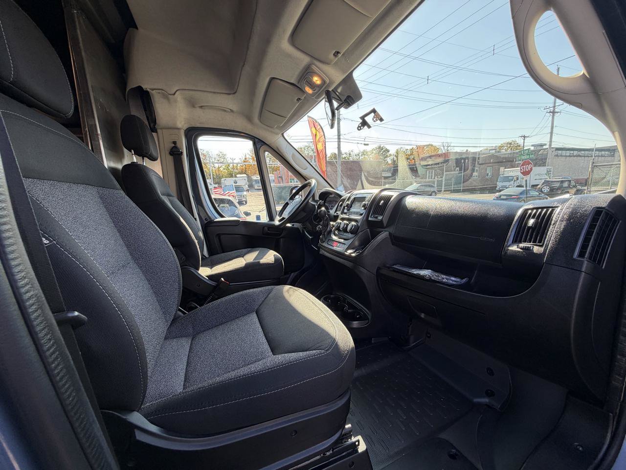 Used 2019 RAM ProMaster 2500 FWD image 25