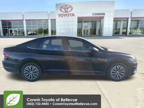 Used 2019 Volkswagen Jetta SE image 31