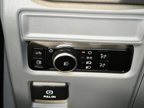 Used 2024 Ford F150 XLT w/ Mobile Office Package image 37