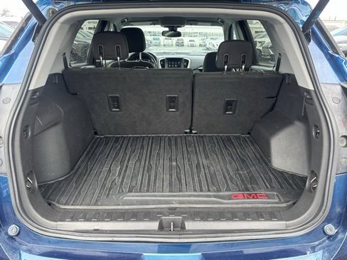 Used 2020 GMC Terrain SLE w/ Driver Convenience Package image 9