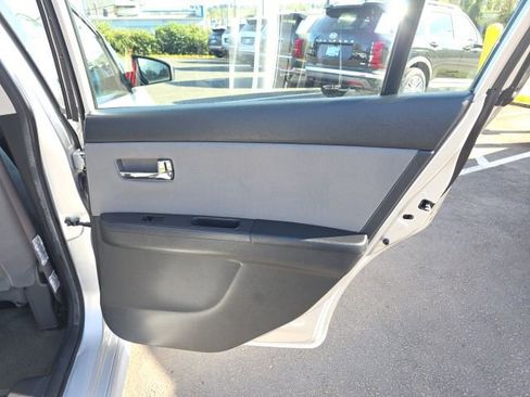 Used 2012 Nissan Sentra 2.0 SR w/ Special Edition Pkg image 19