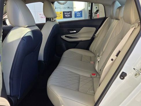 New 2026 Nissan Sentra SL w/ Floor Mat Package FWD image 6